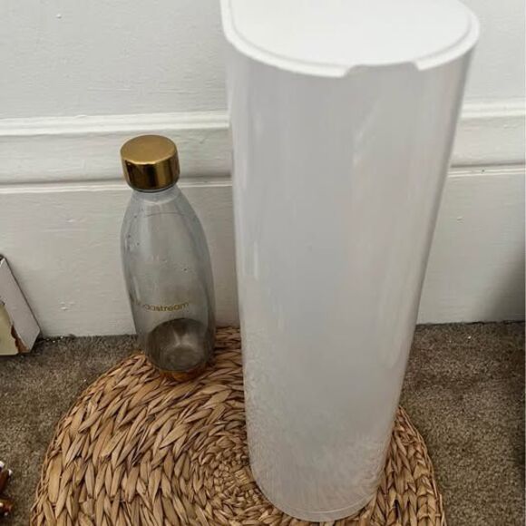 SodaStream Terra (White) CO2 Sparkling Water Maker - Picture 6 of 6